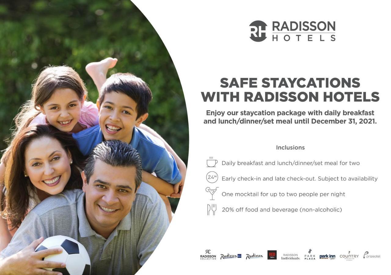 Radisson Chandigarh Zirakpur Eksteriør billede A Radisson Hotels advertisement