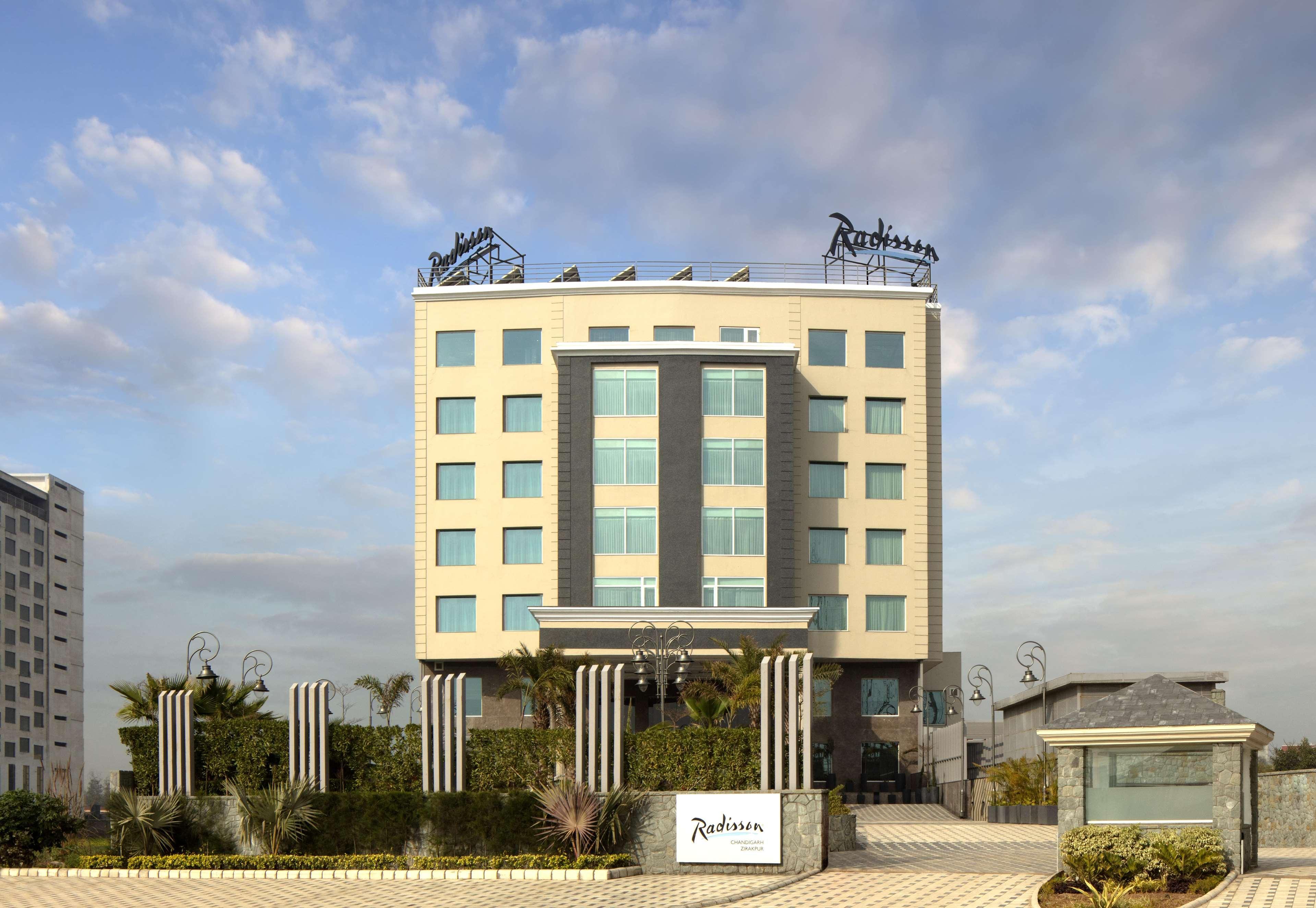 Radisson Chandigarh Zirakpur Eksteriør billede Radisson Blu Hotel, Pune